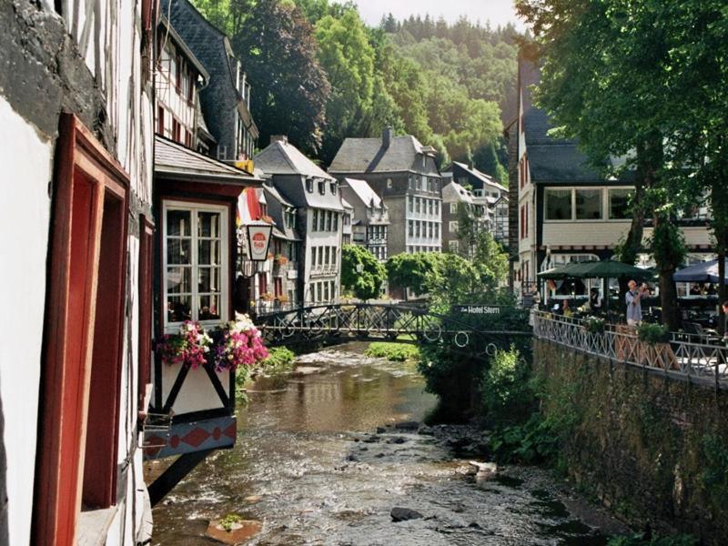 Zum Alten Landrat Monschau Exteriör bild